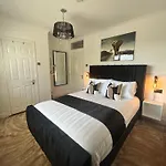 Robin Hill 4* Curracloe
