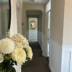 Robin Hill 4* Карракло