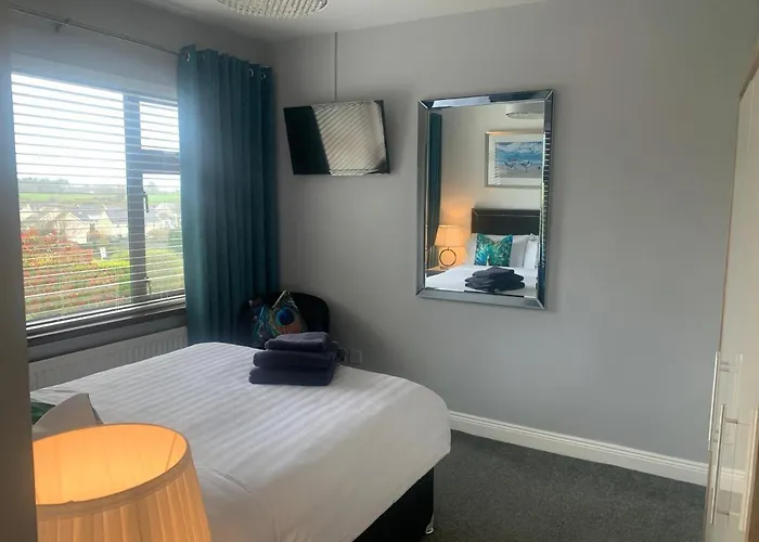 Robin Hill 4* Curracloe