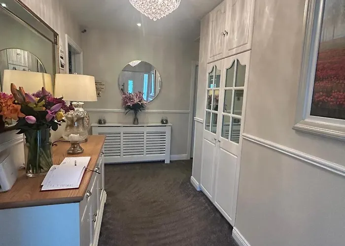 Robin Hill 4* Curracloe